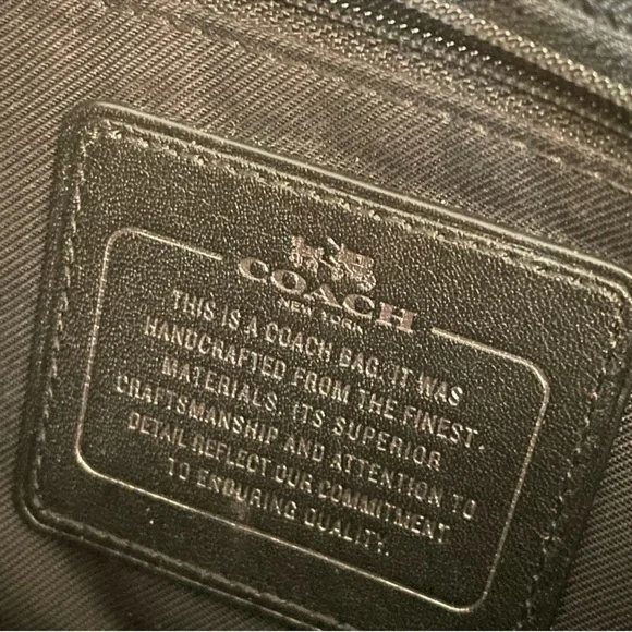 Rare Coach Holo Oil Slick Crossbody - Picture 10 of 12